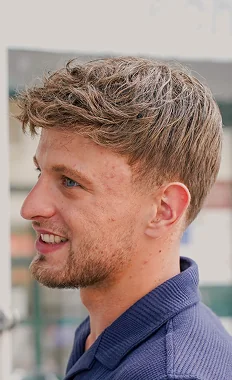 Ian mit seinem O.C. Haarsystem