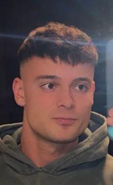 Maurice mit seinem O.C. Haarsystem